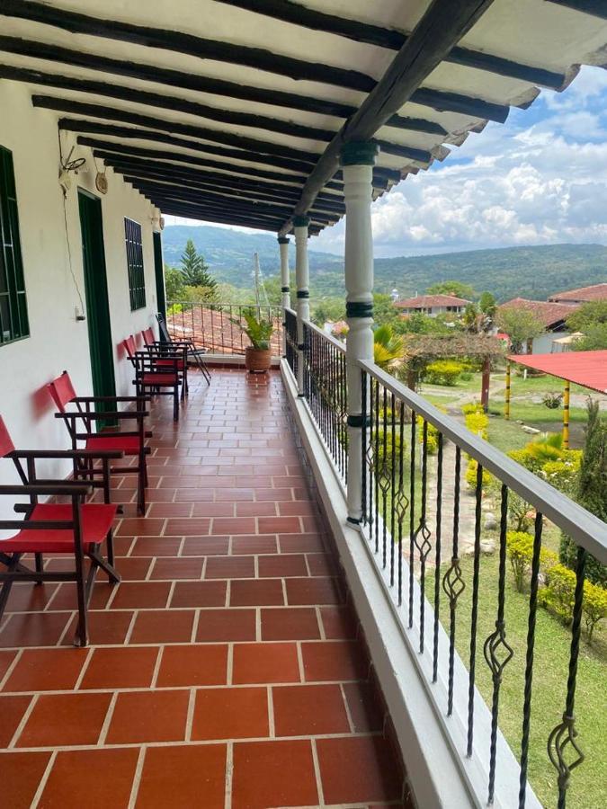 Hotel Campestre La Loma Curití Exteriör bild