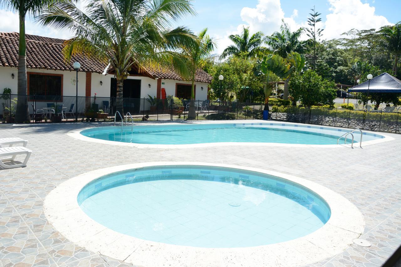 Hotel Campestre La Loma Curití Exteriör bild